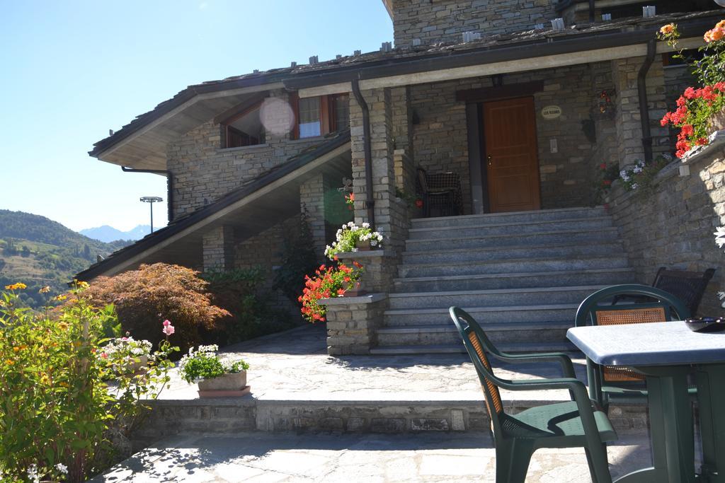 B&B Les Fleurs Gignod Exterior photo